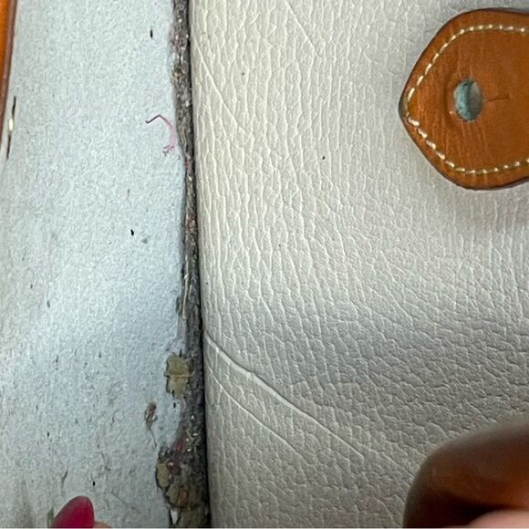 Vintage Dooney & Bourke Gladstone Satchel Elegant Tan Cream Bag All Weather - Picture 12 of 14